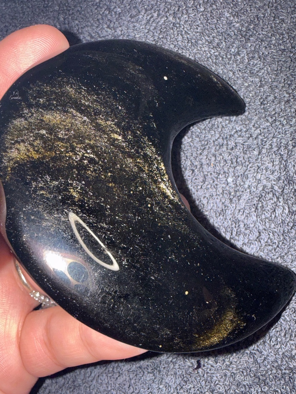 Obsidian w/Gold sheen crescent moon 🌙